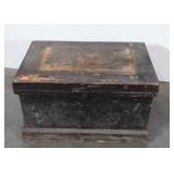 Antique Carpenters Chest, 3 organizer trays