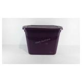 Rubbermaid 18 gallon tote with lid