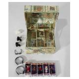 Mixed lot: cardboard jewelry box with divided