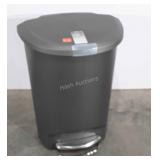 Kitchen Wastecan by Simplehuman, foot pedal