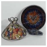 Mixed group, includes stained glass lamp shade,