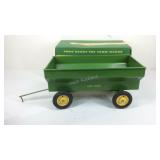 Collector toy, John Deere farm toy wagon with