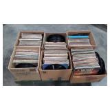 Vinyl records, large skid lot of albums, most