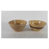 Kitchenwares, two pottery mixing bowls, 7.5", one