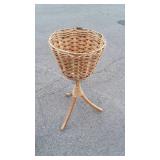 Basket Plantstand