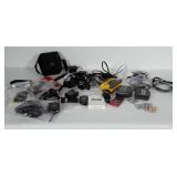 Small electronics lot: 3 cassette walkmans, 3