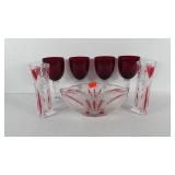 Glassware, includes four ruby red wine glasses