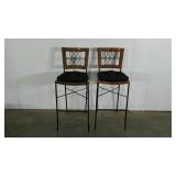 Tall bar chairs with pads, 29" to seat, wire