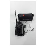 Motorola cellular one phone with case, Seller