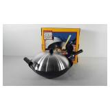 Kitchenwares, wok pan and lid with box