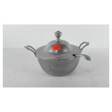 Wilton Armerale pewter soup tureen with ladle