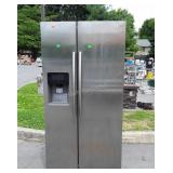 Samsung Side By Side Refrigerator. NOTE IT IS NOT