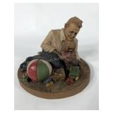 Tom Clark Cairn Studios statue, Christmas Morn,