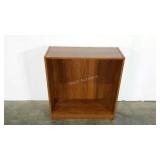 Book case, laminate, 11 1/2 x 30 x 32, no