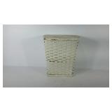 Wicker laundry hamper with lid, 15.5" × 12" ×