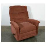 Recliner chair, needs cleaned, animal hair