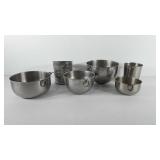 Bakeware, four stainless steel mixing bowls,