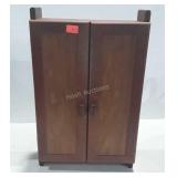 2 door note storage cabinet. 21 x 13 inches