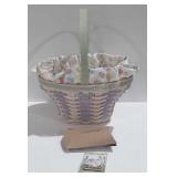 2004 Longaberger Easter basket with liner,