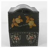 Kitchenwares, tole tea tin, 6" x 8" x 9.5"