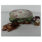 Mixed group, picnic basket with wooden lid,