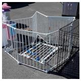 Stair safety gate plus Folding play pen, seller