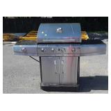 Char-Broil Classic 4 burner Propane Grill, plus
