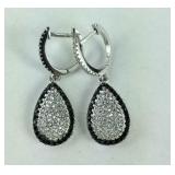 Dangling Earrings With Tiny White And Black