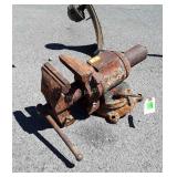 Old Bench Vise, swivel type, 5" jaws