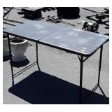 4ft Suit Case Folding Table, black color