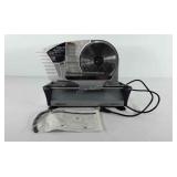 Kitchenwares, waring pro food slicer, powers up