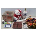 Home decor, inlaid wooden clock, wreath, lamp,