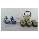 Pottery, includes teapot with six matching cups