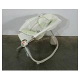 Fisher Price baby apparatus. Includes plug. Folds