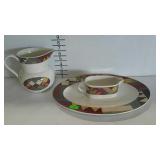 Studio Nova Palm Desert pitcher, gravy boat and