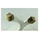 14k gold stud earrings