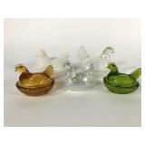 Hen on nest group, includes two 4" and three 3