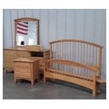 Vaughan Bassett Bedroom Furniture Suite, maple,