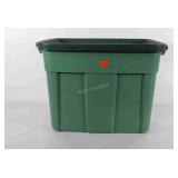 Rubbermaid Roughneck 18 gallon tote with lid
