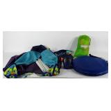 Toys, includes B. Toys light show play tent,