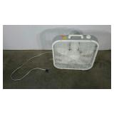 Lasko box fan, works