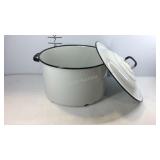 Black and white enamel stockpot with lid