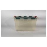 Sterilite tote with interlocking lid, lid has