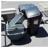 Rubbermaid 12.5 gallon Kitchen waste can, plus cat