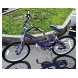 Bike, Schwinn Peelite girls bike, seat has wear