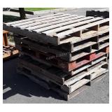 8 Miscellaneous wooden Pallets