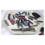 Assorted pocket knives and imperial hunting knife