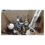Crate lot, lamps, several are brass. Table,