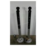 2 iTowers by Sharper Image, port for older iPhone