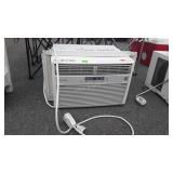 Frigidaire window air conditioner, 6500 btu,